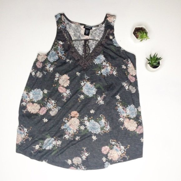torrid Tops - Torrid 0x Floral Gray Sleeveless Tank Top